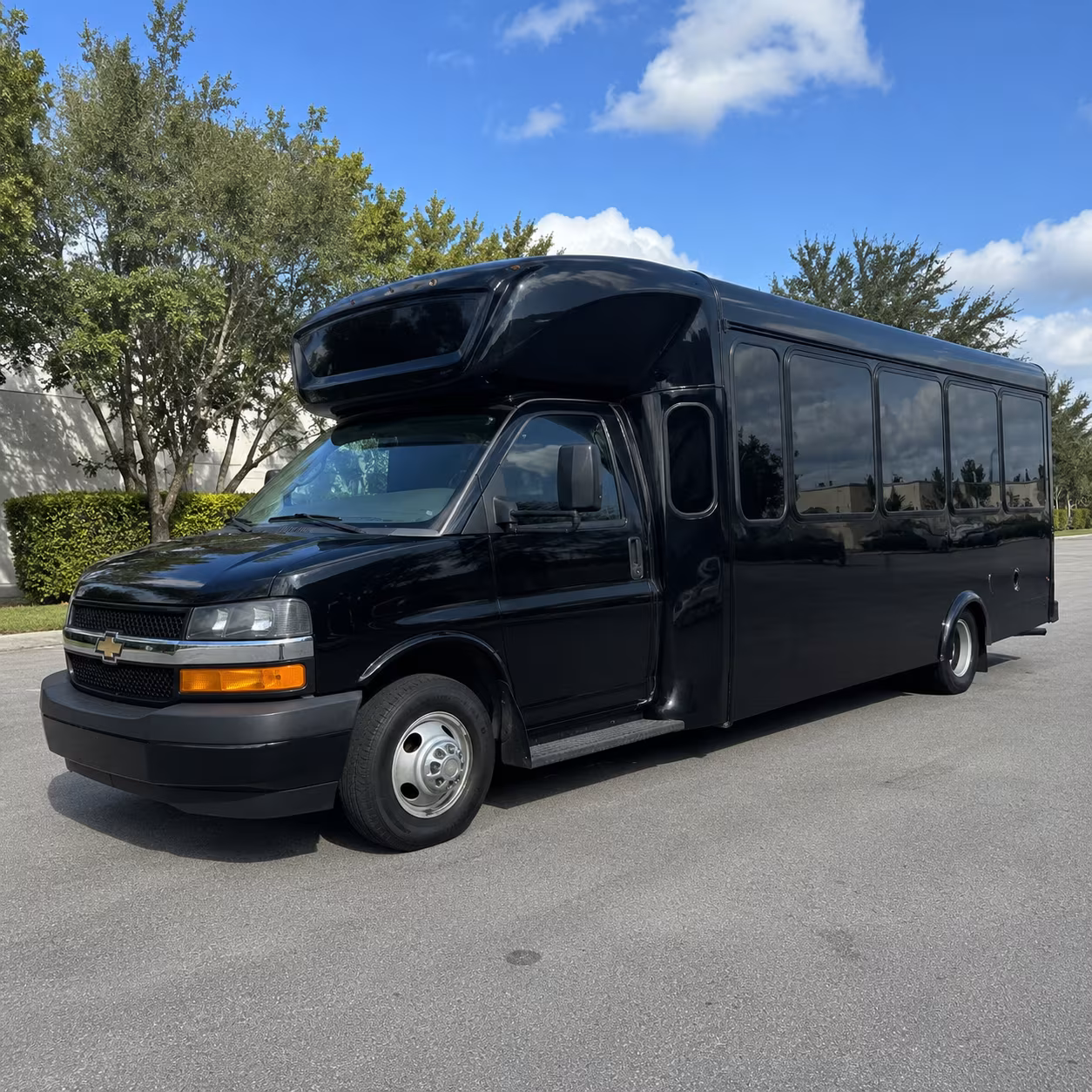 bachelorette and rehearsal dinner party buses in fairfield