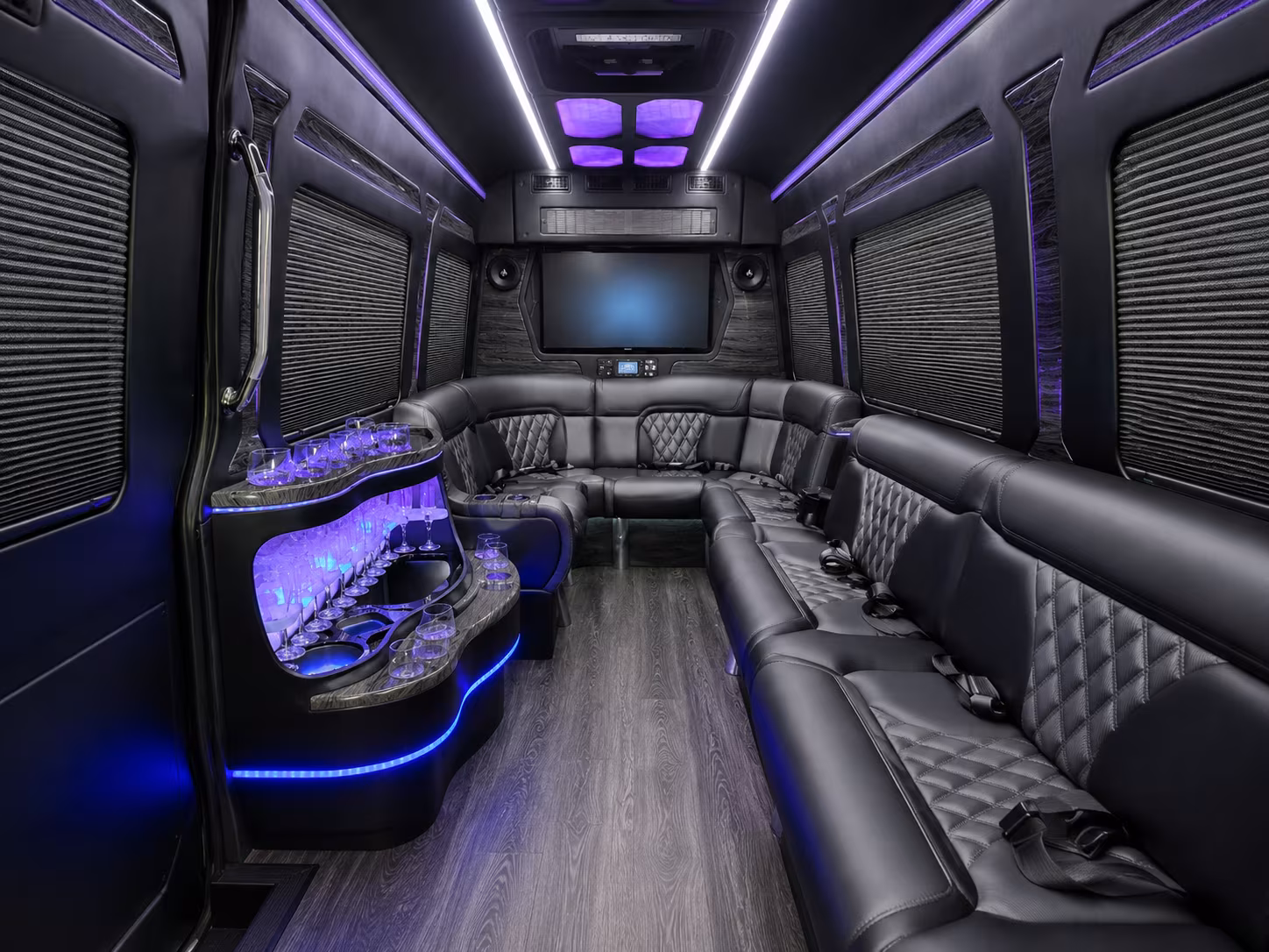 fairfield 18 passenger party bus